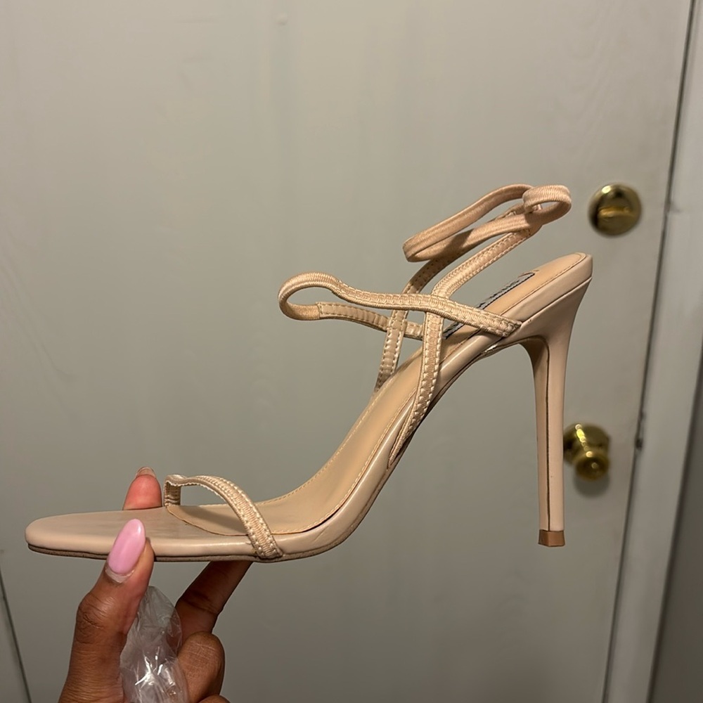 Steve Madden nude heels 3.5-4inch